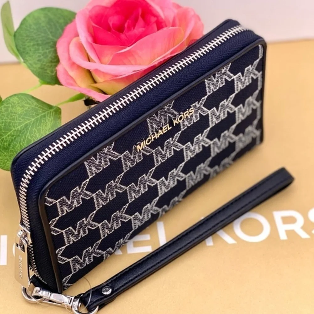 Michael Kors Jet Set Travel Wallet  Phone Case Wristlet Glimmer MK Print